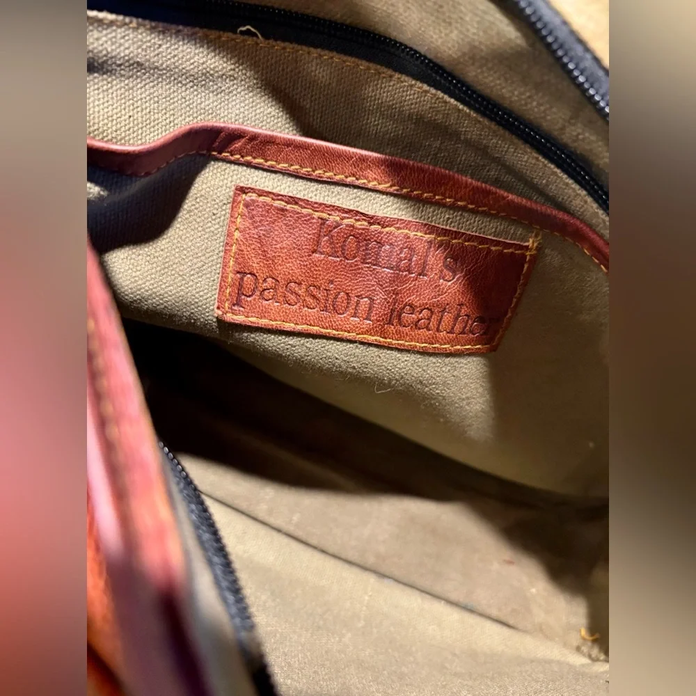 ⭐️Komal’s Passion Goat Leather Satchel/Messenger Bag Classic Brass Buckles⭐️